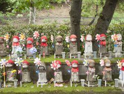 Jizo Tradisi Jepang Menghibur Duka Orang Tua Melalui Doa dan Kasih