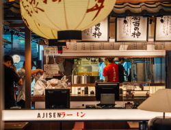 Penghentian Rekrutmen Pekerja Terampil Baru Memicu Kekhawatiran Industri Jasa Makanan di Jepang